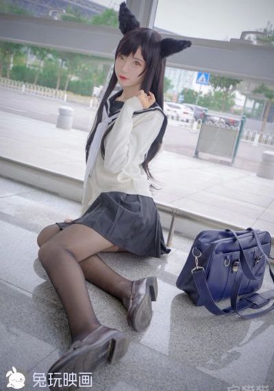 黄蓉解开乳罩喂奶老头_国产剧免费观看